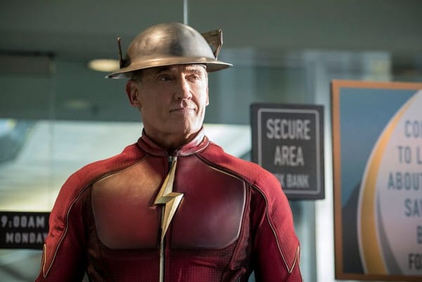 Stargirl Brings John Wesley Shipp to play The Flash